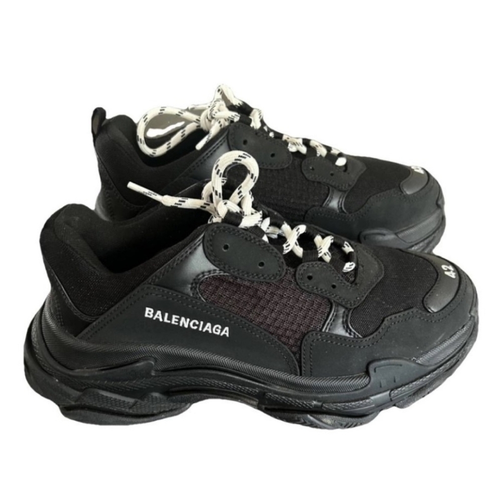 Balenciaga Men's Black Sneakers